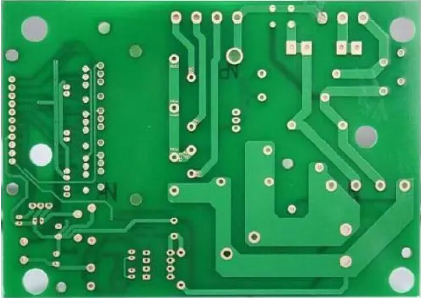 pcb線路板在潮濕環(huán)境中會出現(xiàn)哪些問題？